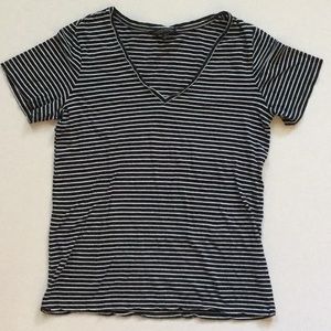 Banana Republic V-Neck